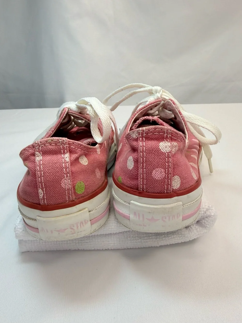 Converse All-Star Pink Polka Dot Low-Top Canvas Sneakers Girls Size 3 VGUC